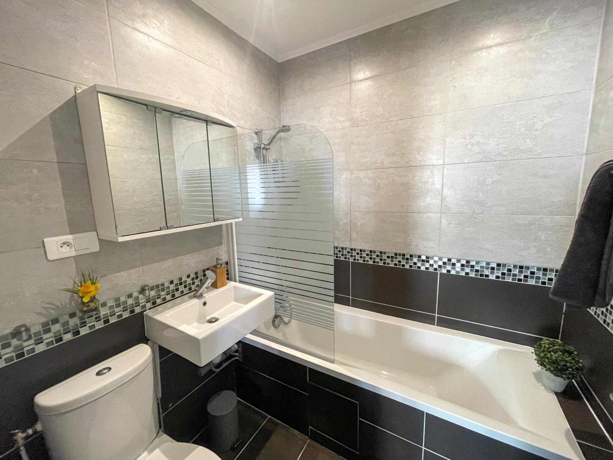 Superbe Appartement-Sauna-Cinema-Parking-Gare Amiens Kültér fotó